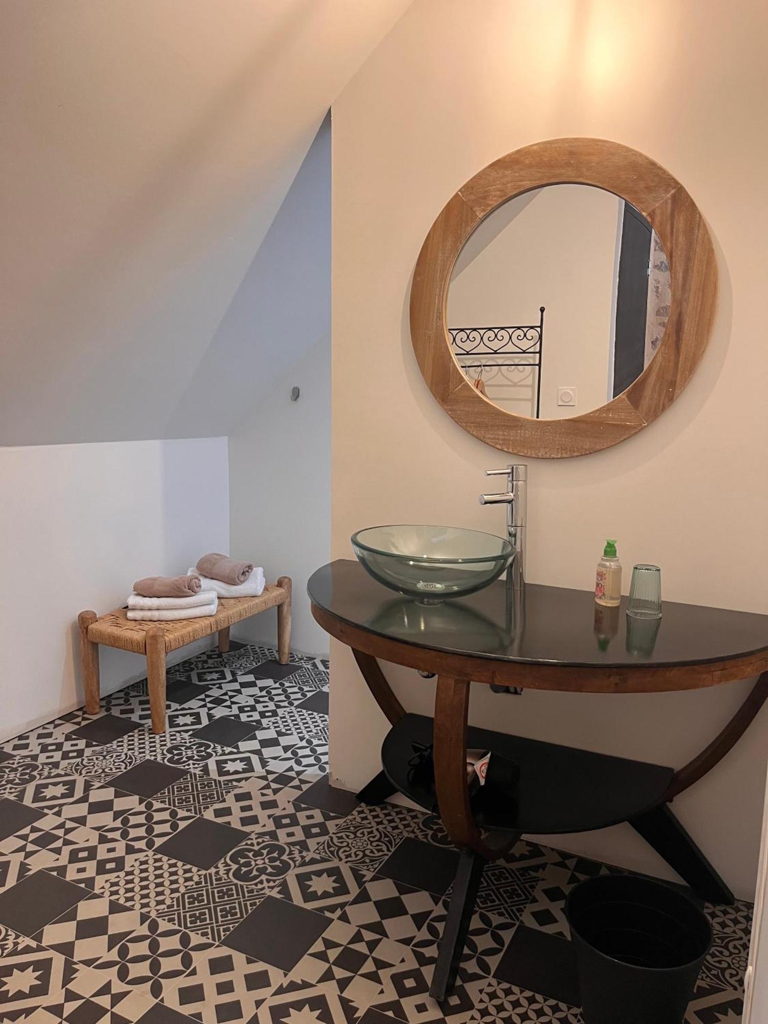 Bed and Breakfast La Sellerie Romagne  Esterno foto